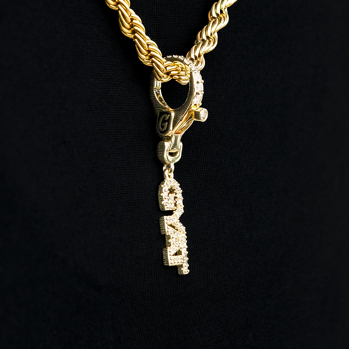 "Gyat" Clip On Charm Pendant in Yellow Gold