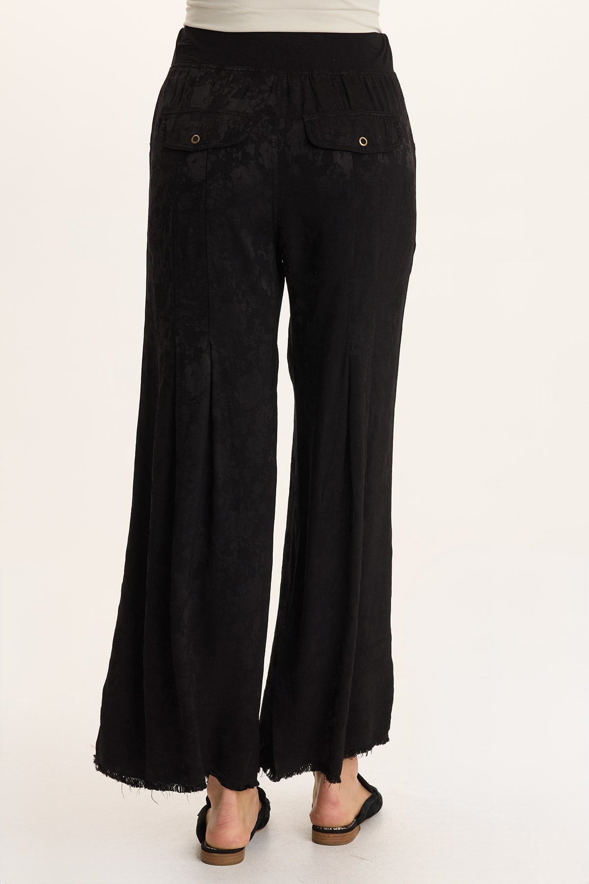 Twaina Textured Satin Soft Volume Wide Leg Pant