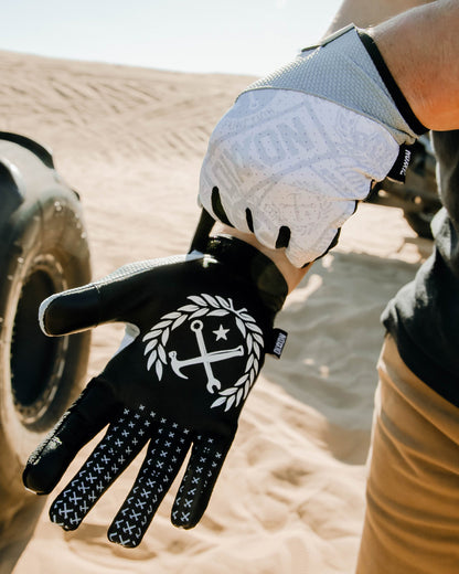 Corpo Overload Moto Gloves - White