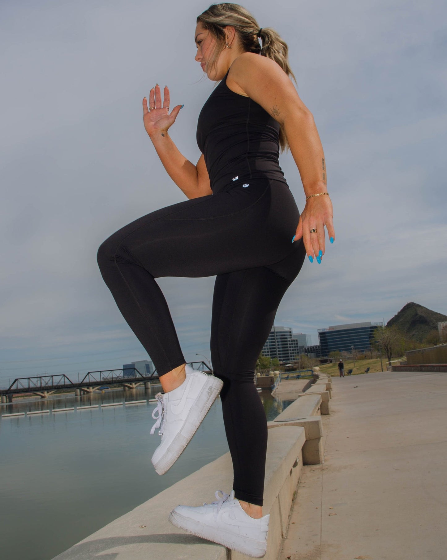 Women's Classic Tank - Black